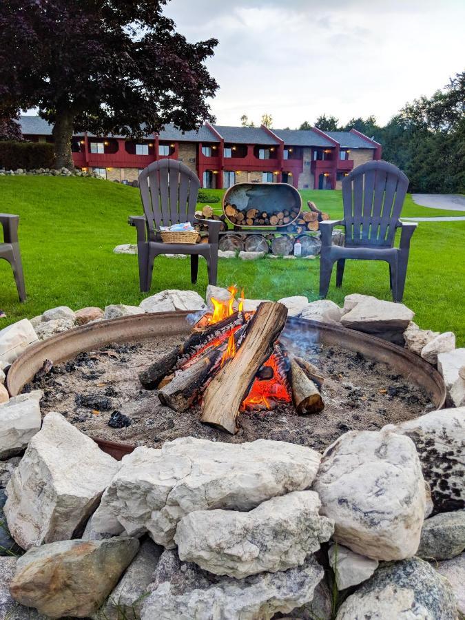 Cedar Hill Lodge St. Ignace Exterior foto